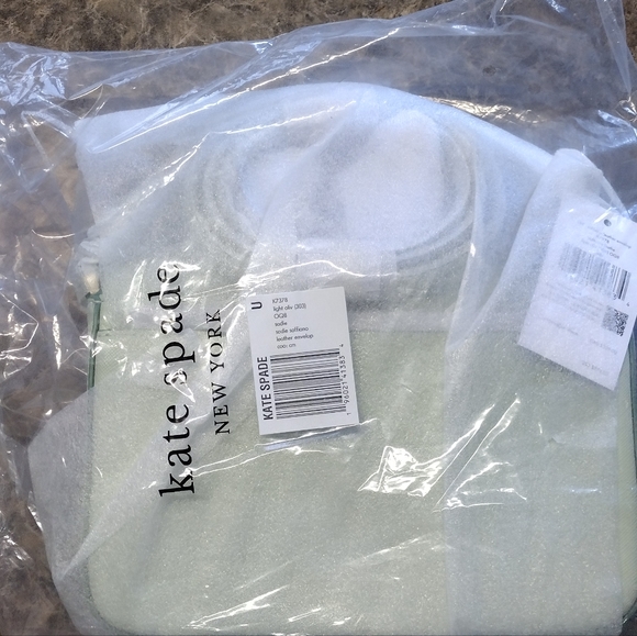 🔥NWT! Kate Spade Sadie envelope Saffiano Crossbody In Light Olive 🔥 - Picture 5 of 7